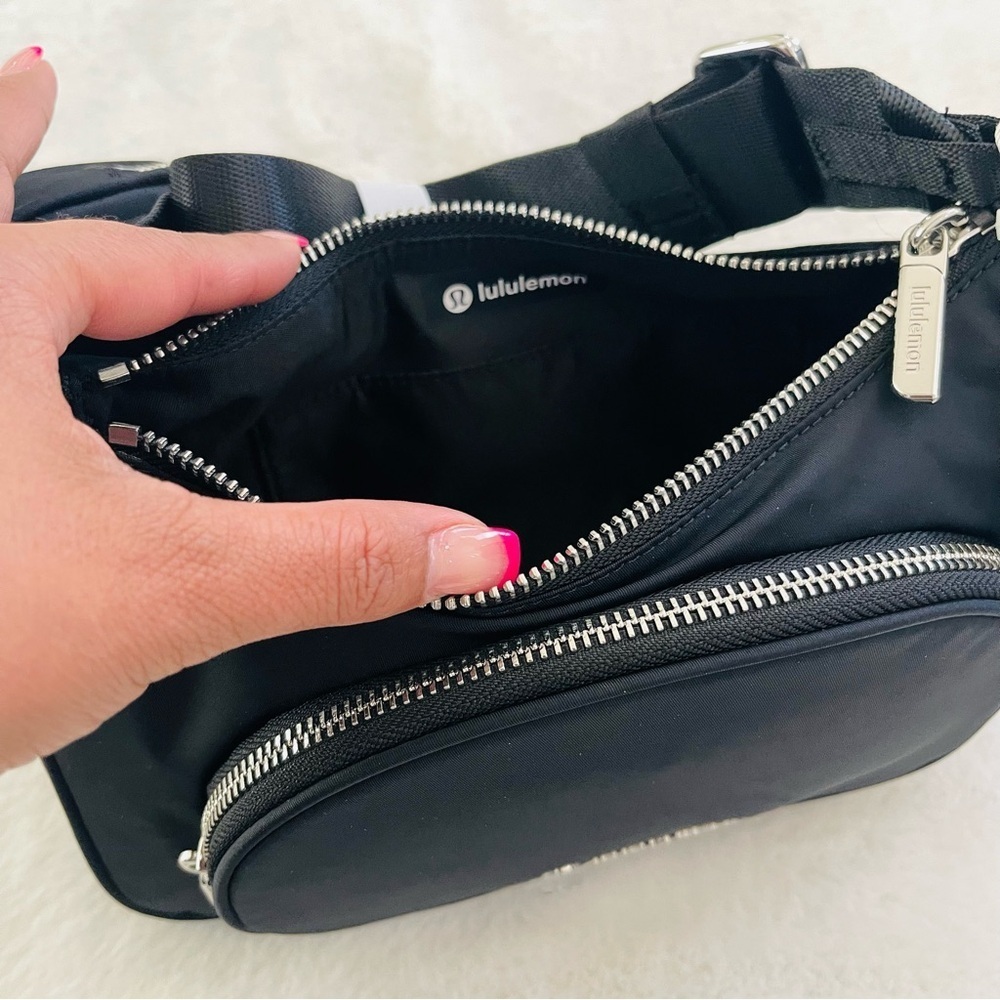 Lululemon Black Crossbody Bag with Nano Pouch - Picture 9 of 12